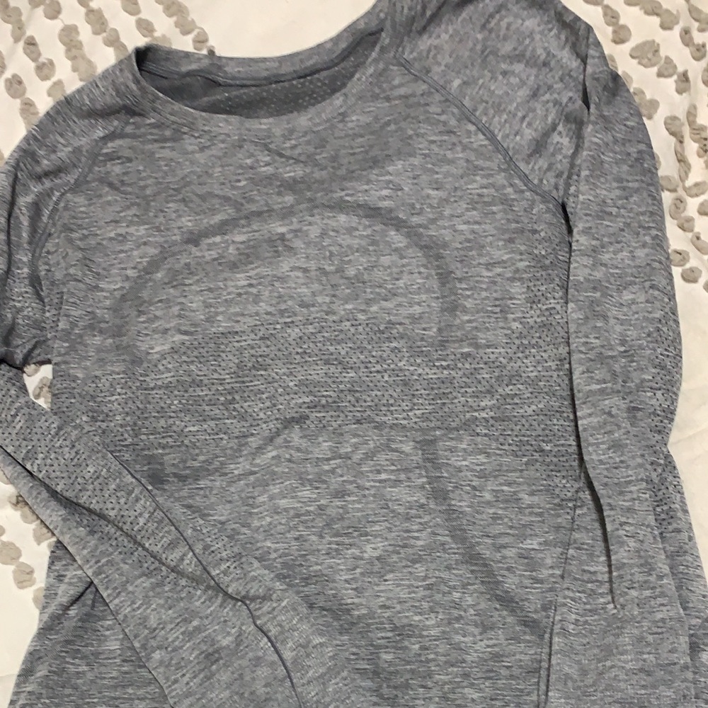 LULULEMON SWIFTLY TECH LONG SLEEVE SZ 10
